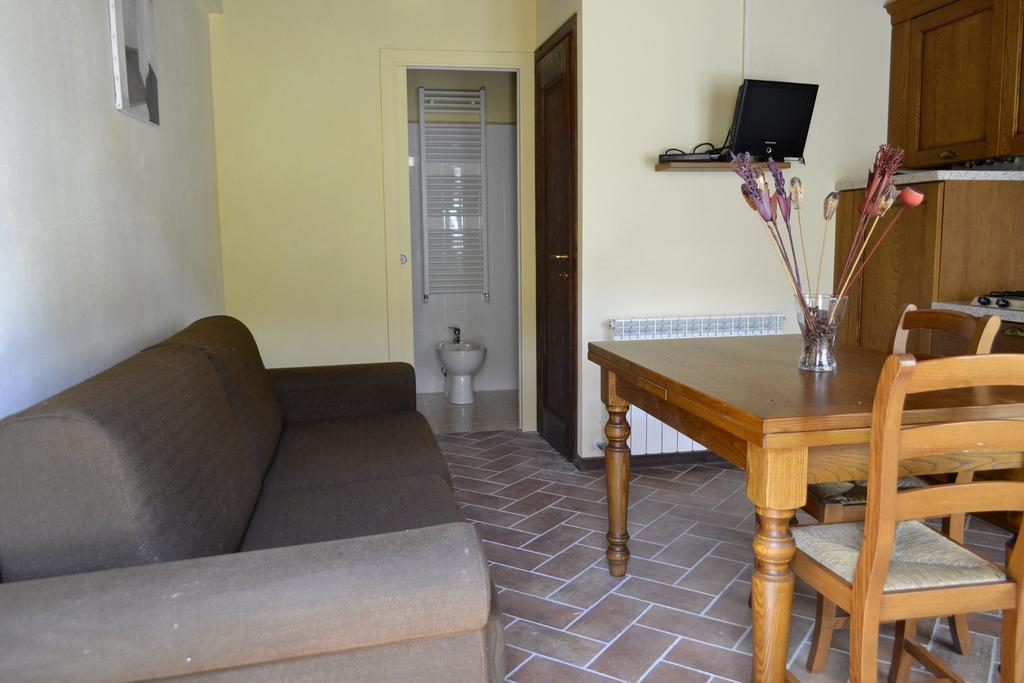 Tuscany Country Apartments Gambassi Terme Exterior photo